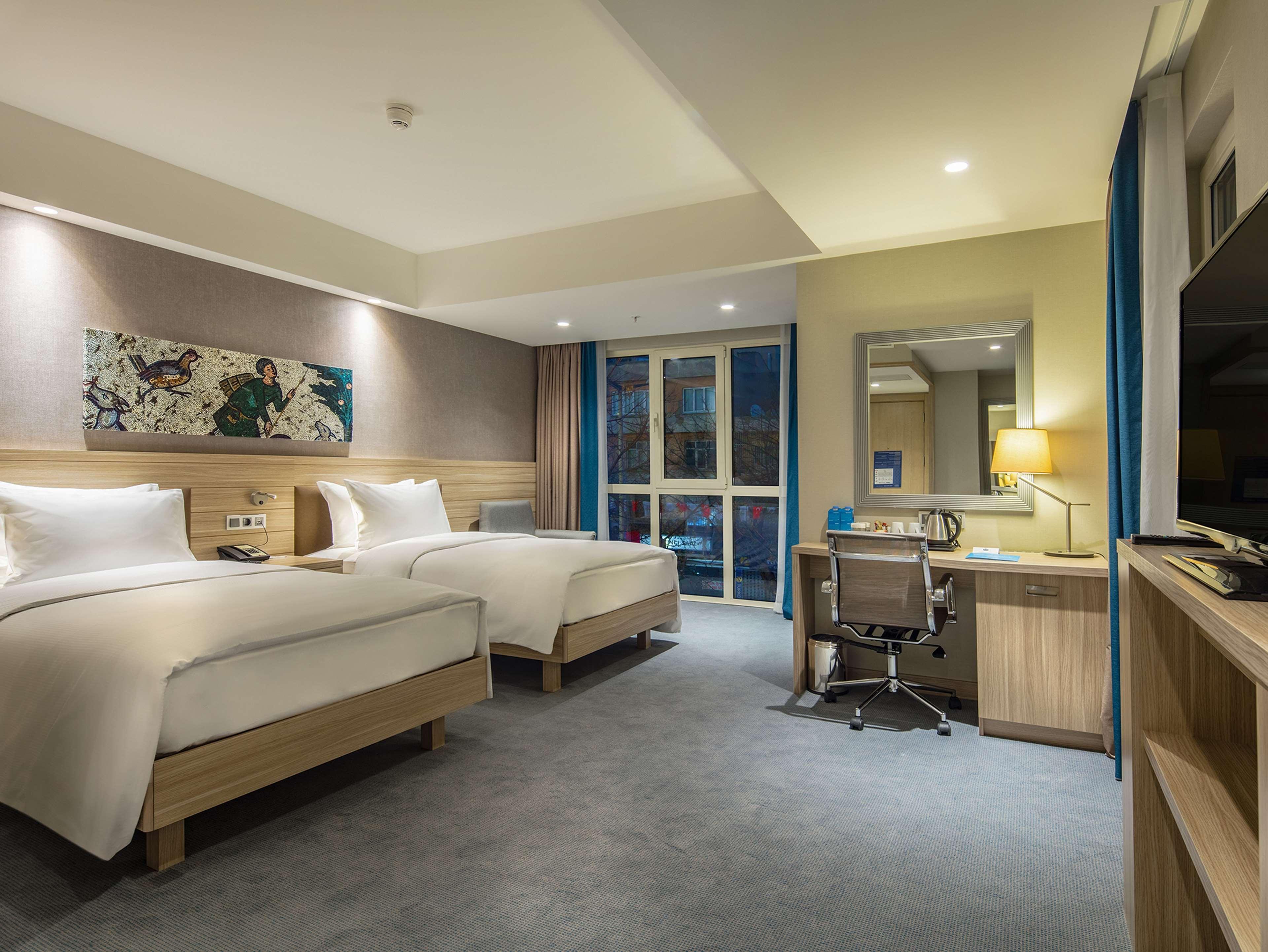 Hampton By Hilton Kahramanmaras Hotel Екстериор снимка