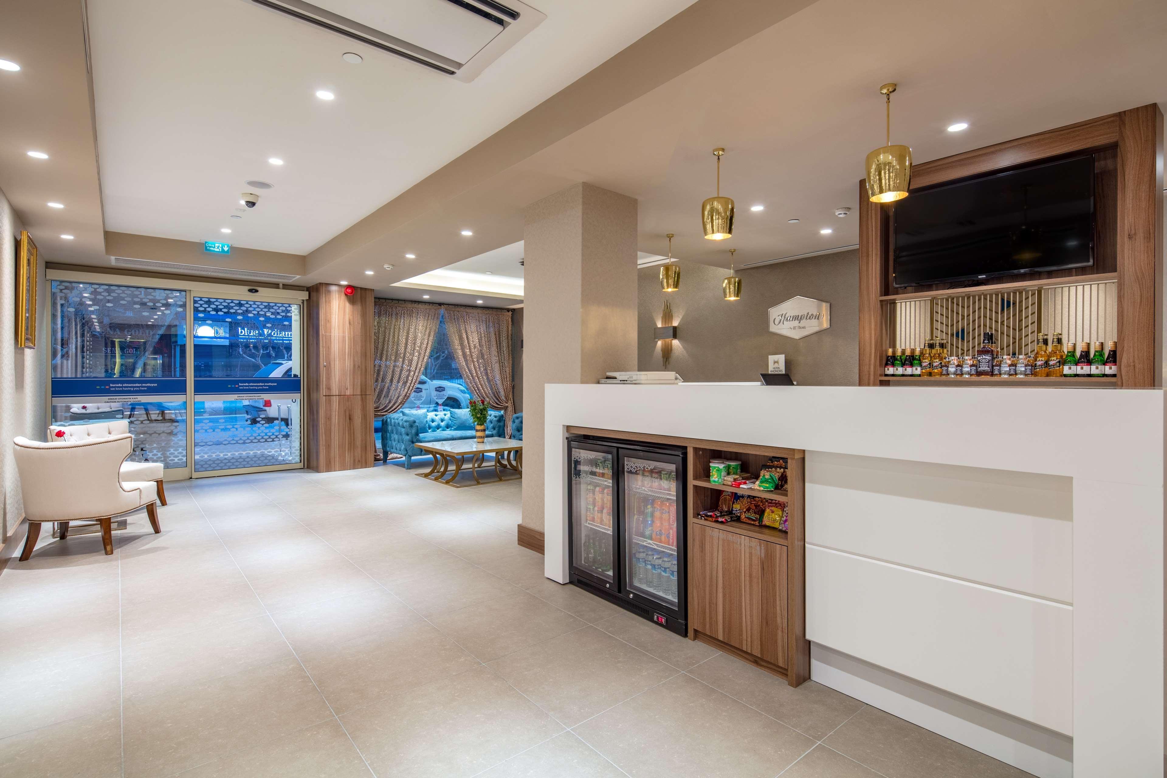 Hampton By Hilton Kahramanmaras Hotel Екстериор снимка