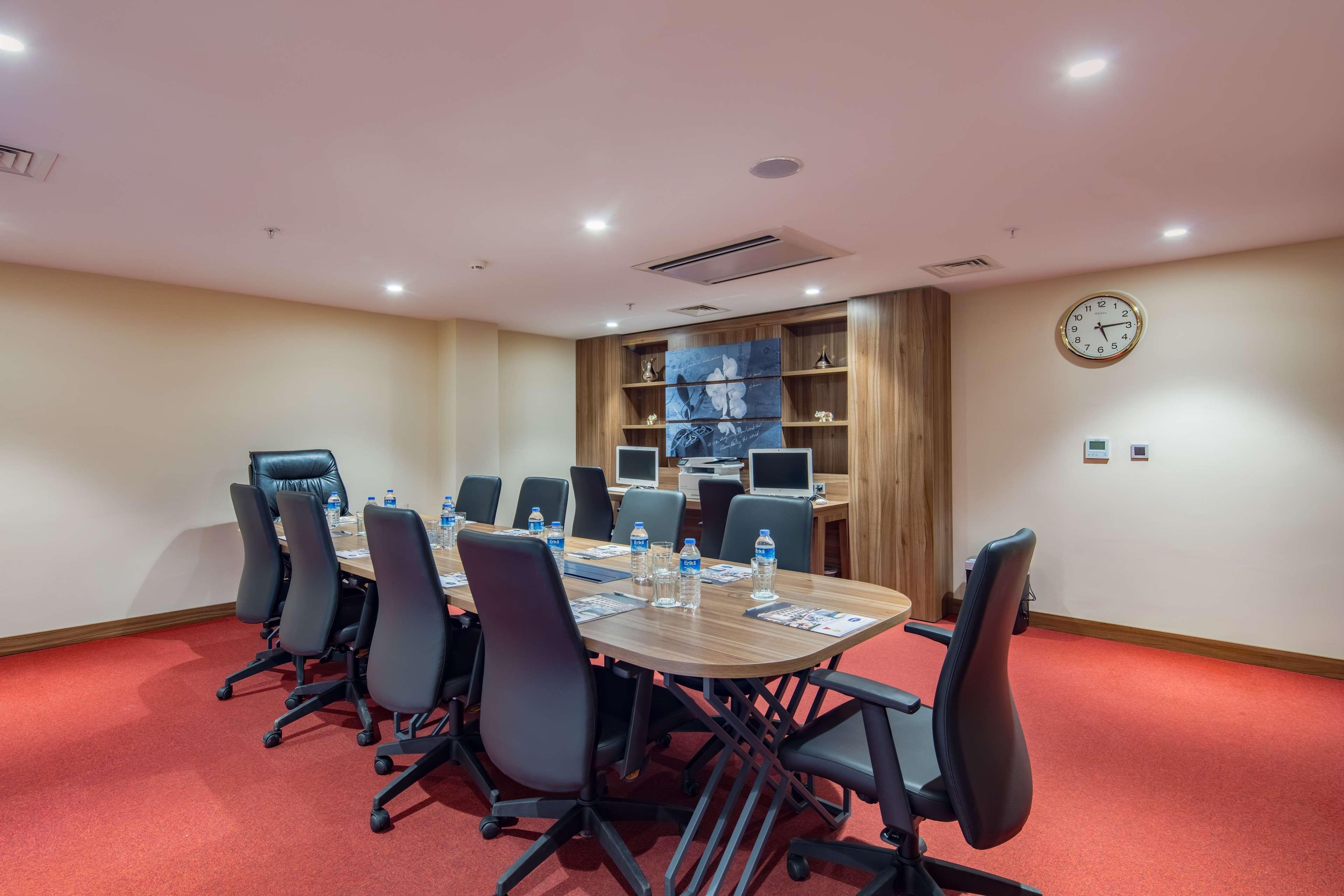 Hampton By Hilton Kahramanmaras Hotel Екстериор снимка