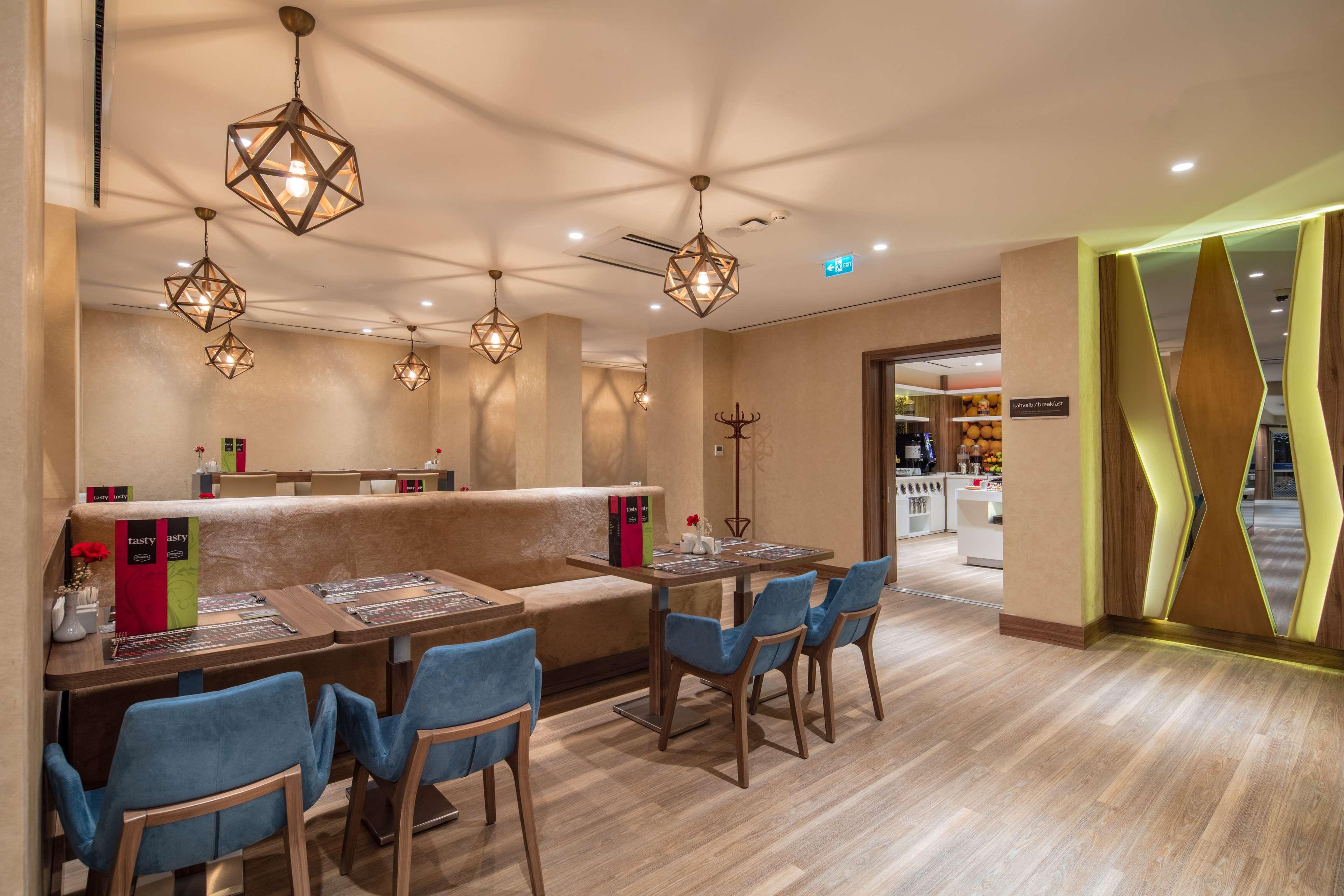 Hampton By Hilton Kahramanmaras Hotel Екстериор снимка